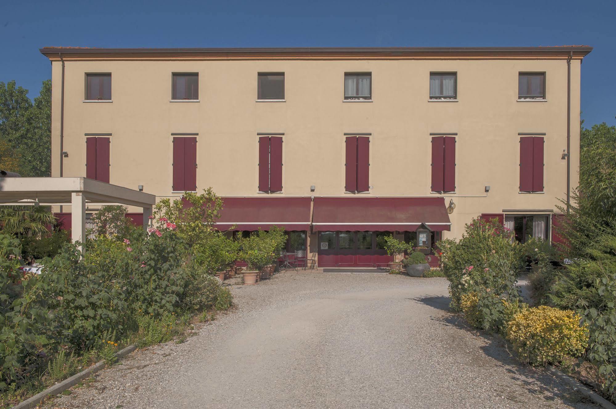Villa Belfiore Ostellato Extérieur photo